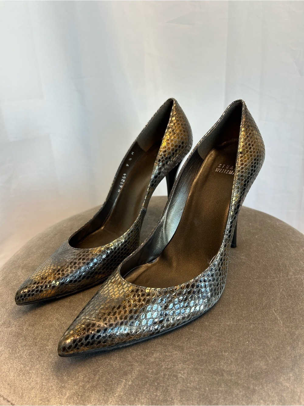 Stuart Weitzman metallic gold brown snake print embossed high heel pumps 9.5